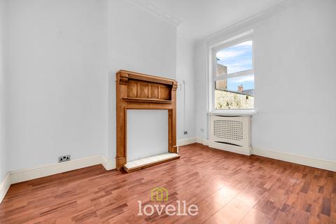3 bedroom terraced house for sale, Hainton Avenue, Grimsby DN32