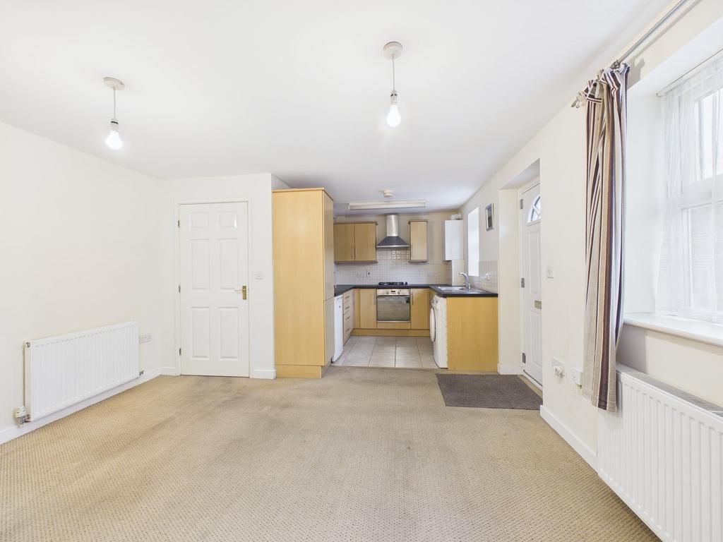 Open plan lounge &amp; kitchen