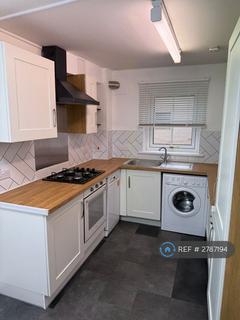 2 bedroom flat to rent, North Werber Place, Edinburgh, EH4