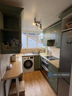 2 bedroom flat to rent, St. Stephens Gardens, Twickenham, TW1