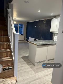 2 bedroom terraced house to rent, Cusak Road, Chelmsford, CM2