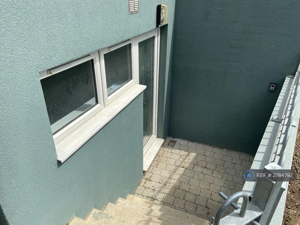 Private Rear Access