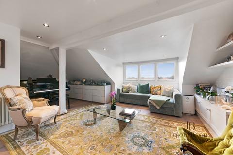 4 bedroom flat for sale, Exeter Road, Mapesbury, NW2