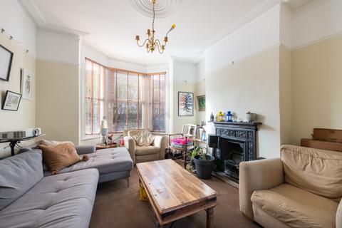 undefined, Chertsey Road, Leytonstone, London, E11 4DG