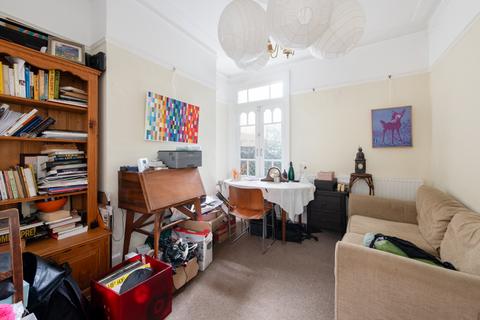 undefined, Chertsey Road, Leytonstone, London, E11 4DG