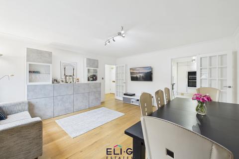 2 bedroom flat for sale, Downhurst Court, Parson Street, NW4 1QT