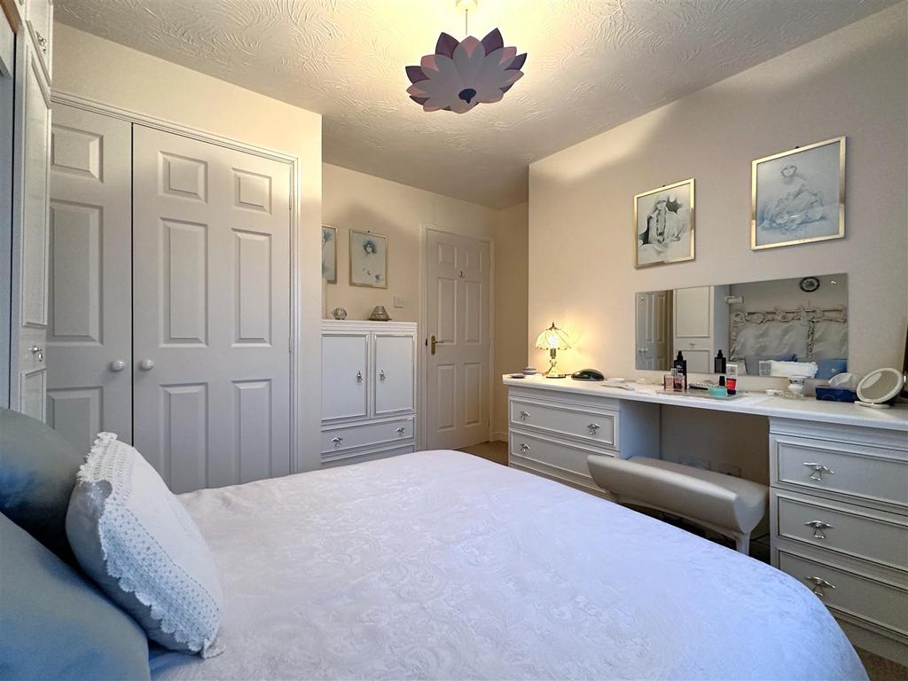 Second Bedroom With Fitted Wardrobes 457