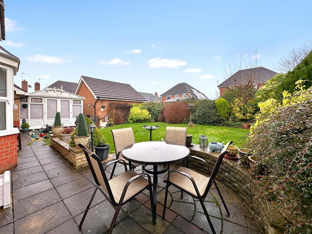 Lovel Rear Garden 546