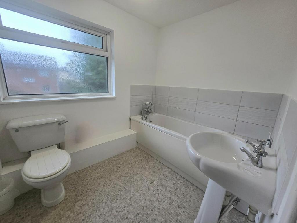Upstairs Bathroom