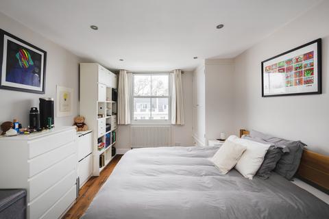 2 bedroom flat to rent, Ladbroke Gardens, London W11