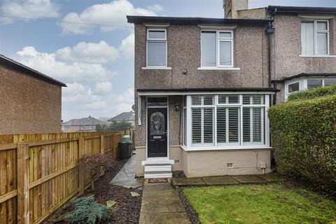 3 bedroom end of terrace house for sale, Yew Tree Road, Huddersfield HD3