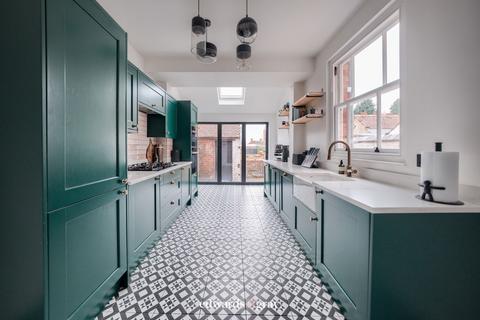 3 bedroom terraced house for sale, Walsall Wood Road, Aldridge, WS9 8QT