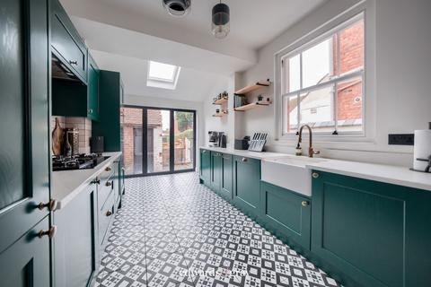 3 bedroom terraced house for sale, Walsall Wood Road, Aldridge, WS9 8QT