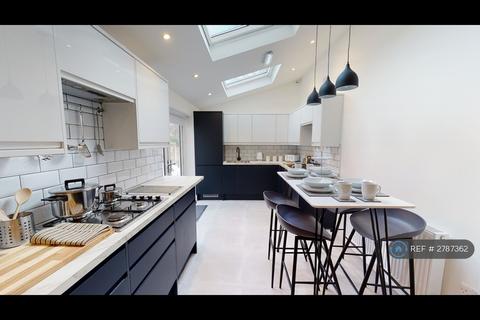 undefined, Merlin Road, London, E12