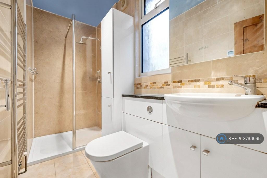 Ground Floor Shower With Modern Walk-In Shower