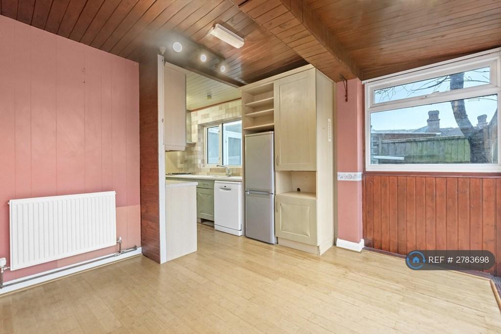 Freestanding Fridge-Freezer And Dishwasher