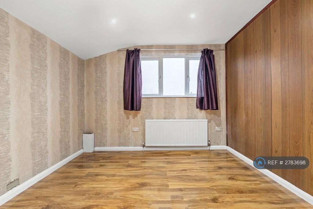 Rear-Facing Double Bedroom In Half-Landing