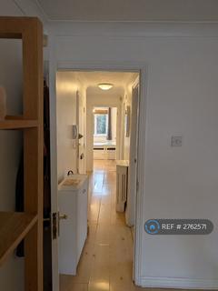 2 bedroom flat to rent, Rossetti Road, London, SE16