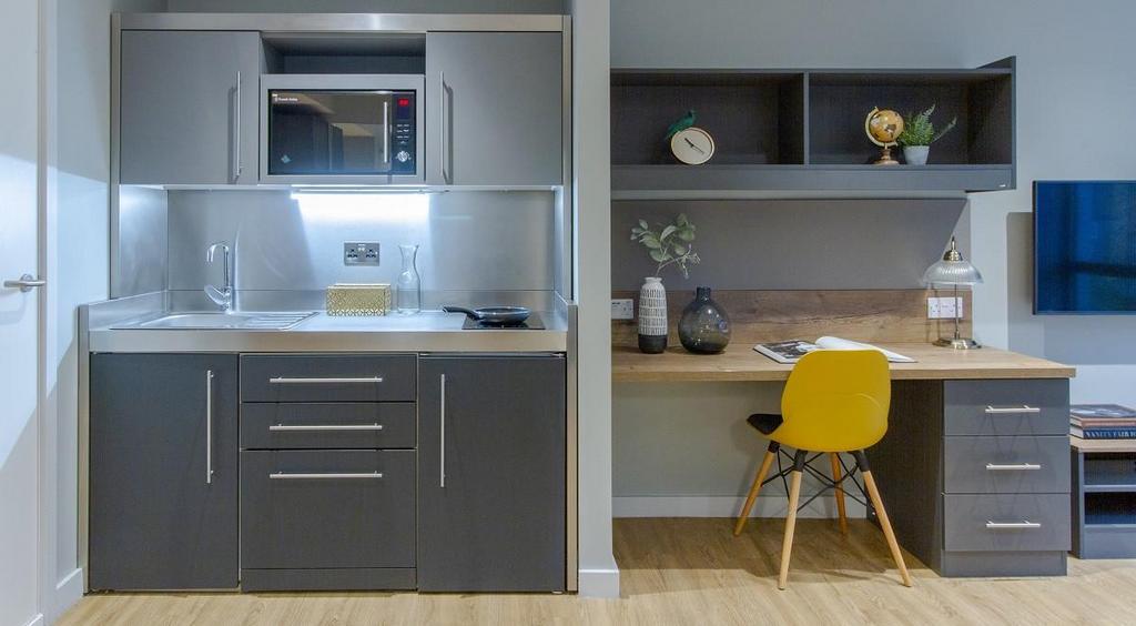 Apartment in Sheffield, South Yorkshire - View 3