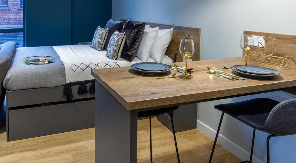 Apartment in Sheffield, South Yorkshire - More