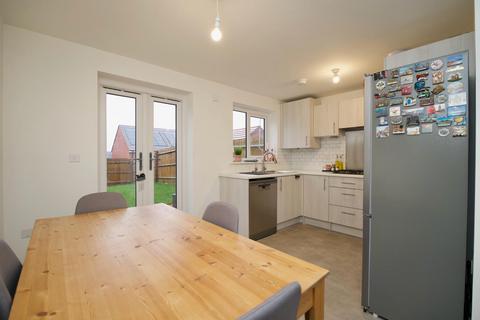 3 bedroom semi-detached house for sale, Earls Wood Drive, Keresley End, Coventry