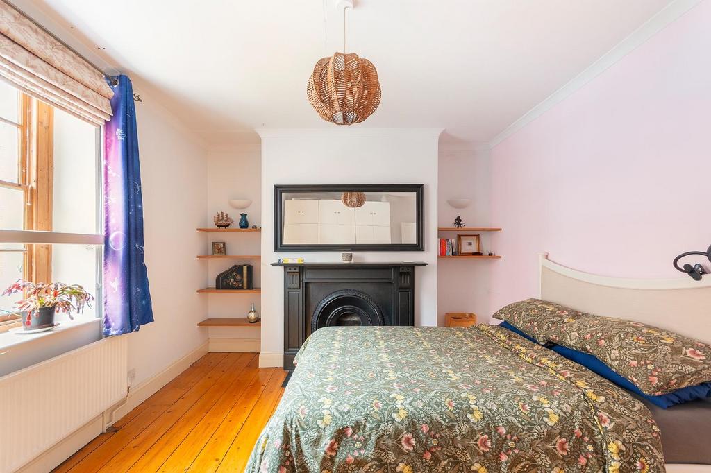 2 P1 SMR - Bedroom B.jpg