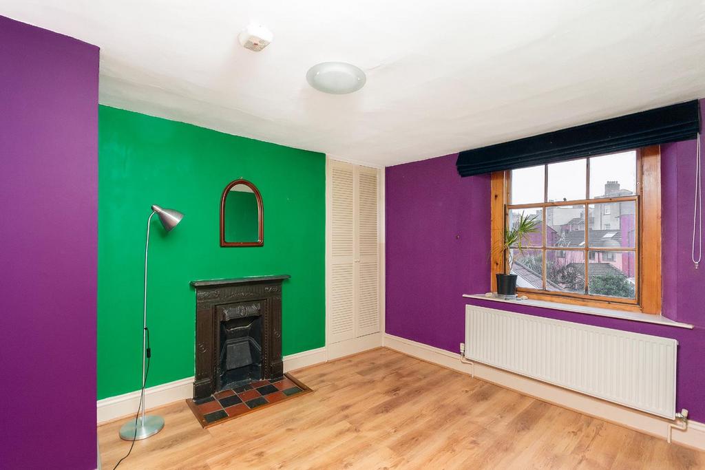 2 P1 SMR - Bedroom E.jpg