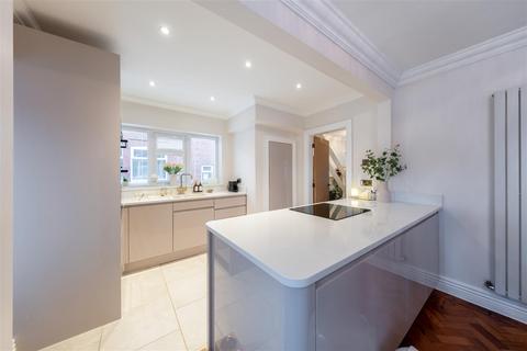 3 bedroom semi-detached house for sale, Alexandra Road, Middlewich CW10