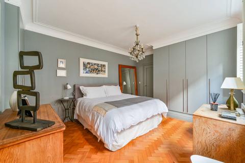 2 bedroom flat for sale, De Walden Street, Marylebone, London, W1G
