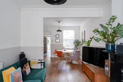 undefined, Kingsdown Road, London E11