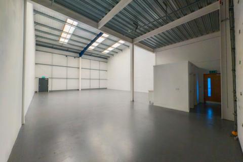 Warehouse to rent, Goulds Clos Milton Keynes MK1 1EQ