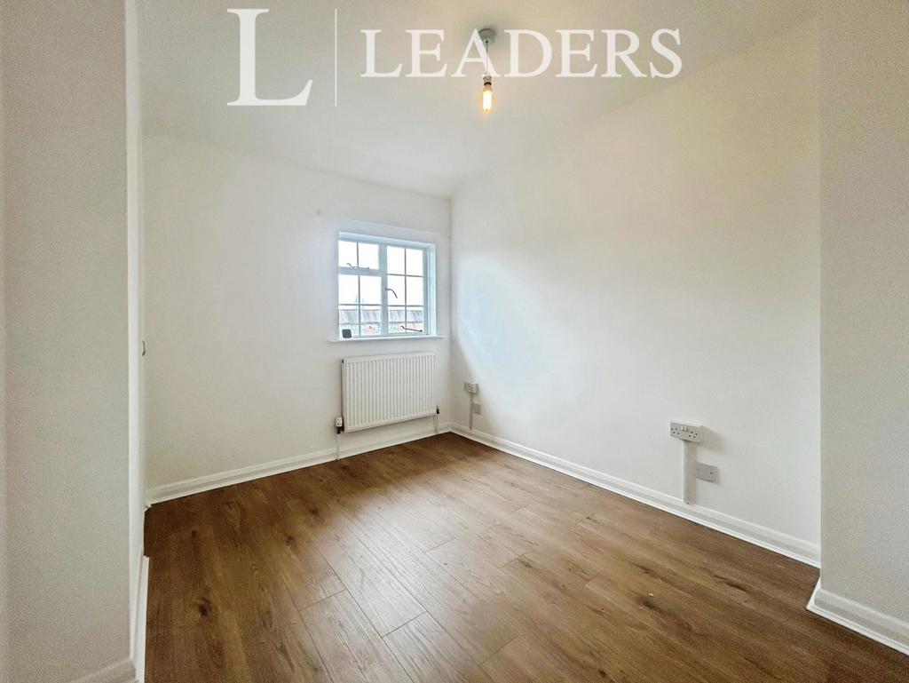 2nd Bedroom