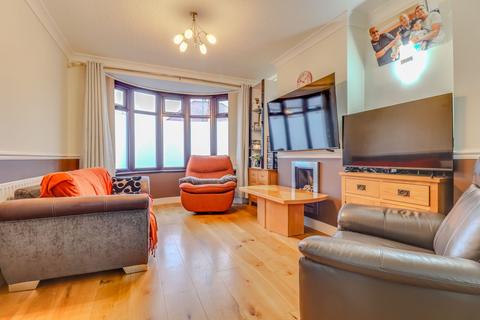 5 bedroom semi-detached house for sale, Francis Avenue, Leicester, LE3
