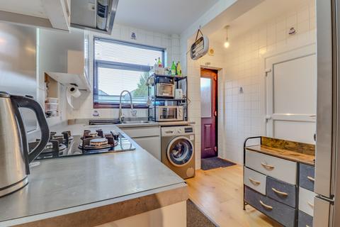 5 bedroom semi-detached house for sale, Francis Avenue, Leicester, LE3