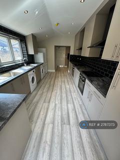 Studio to rent, Alexandra Road, Hounslow, TW3