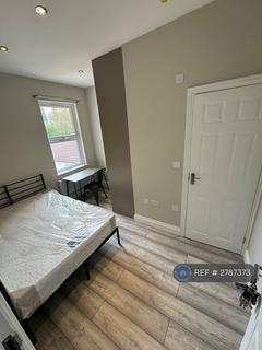 Studio to rent, Alexandra Road, Hounslow, TW3