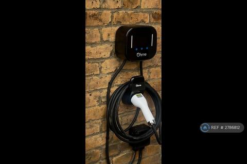 2 bedroom flat to rent, London, London, N21