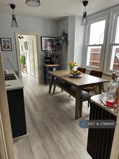 1 bedroom flat to rent, Kingswood Road, London, SW2