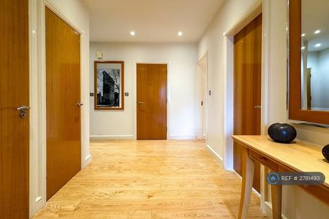 2 bedroom flat to rent, Ullswater House, Liverpool, L17