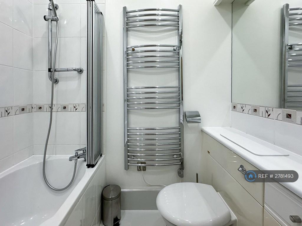 Ensuite Bathroom