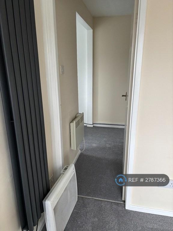 Entrance Between Living Room And Bedroom