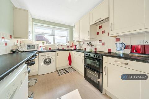 2 bedroom maisonette to rent, Nelson Road, Clacton-On-Sea, CO15