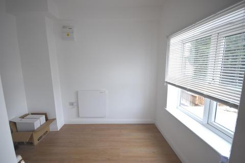 undefined, First Floor Apartment - Station Road, Desborough, Kettering