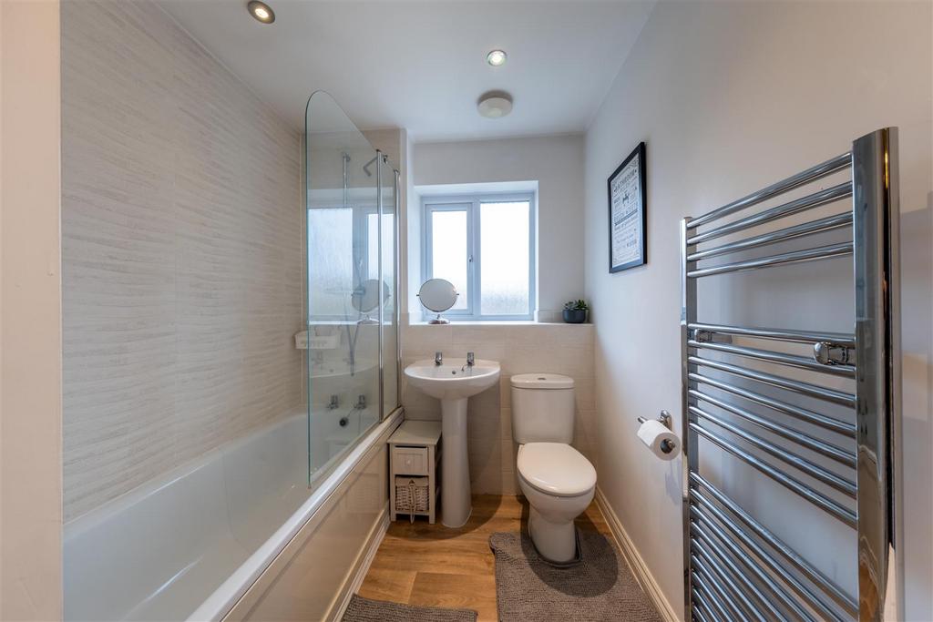 17 Kensington Crescent-032.jpg