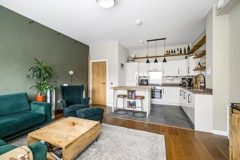 3 bedroom flat for sale, 9 West Bowling Green Street, Edinburgh, EH6 5PQ