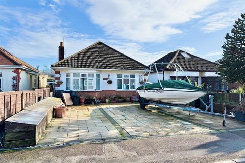 2 bedroom detached bungalow for sale, Canberra Road, Christchurch BH23