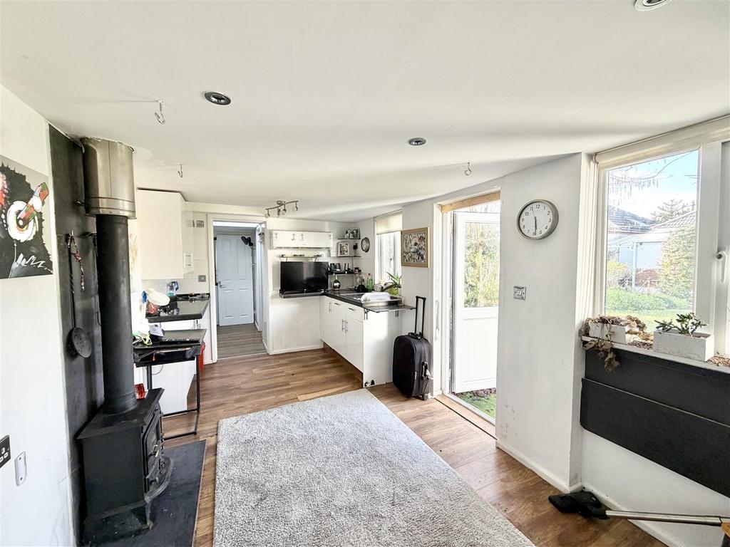 Study/Annexe