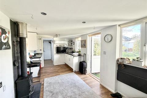 2 bedroom detached bungalow for sale, Canberra Road, Christchurch BH23