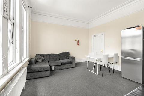 5 bedroom end of terrace house for sale, Christchurch Road, Bournemouth BH7