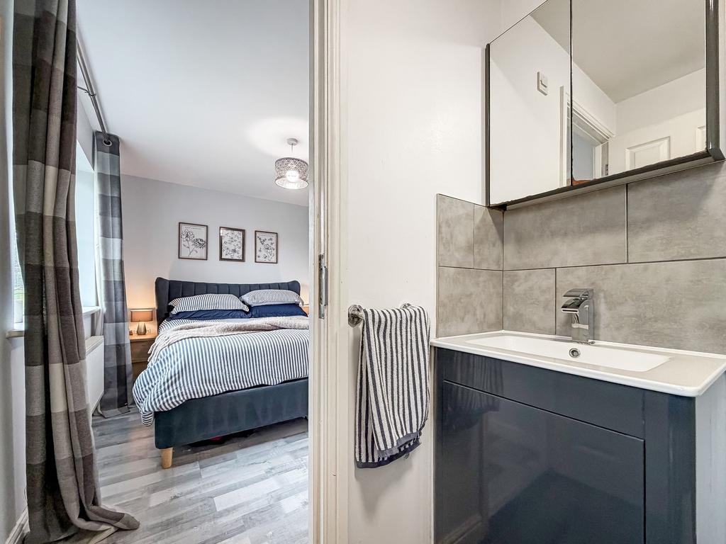 Master En-Suite